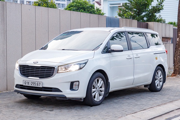 KIA SEDONA