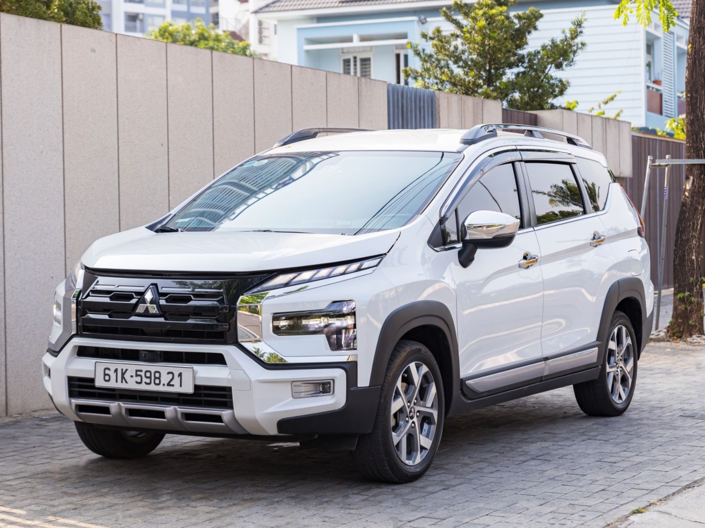 MITSUBISHI XPANDER CROSS